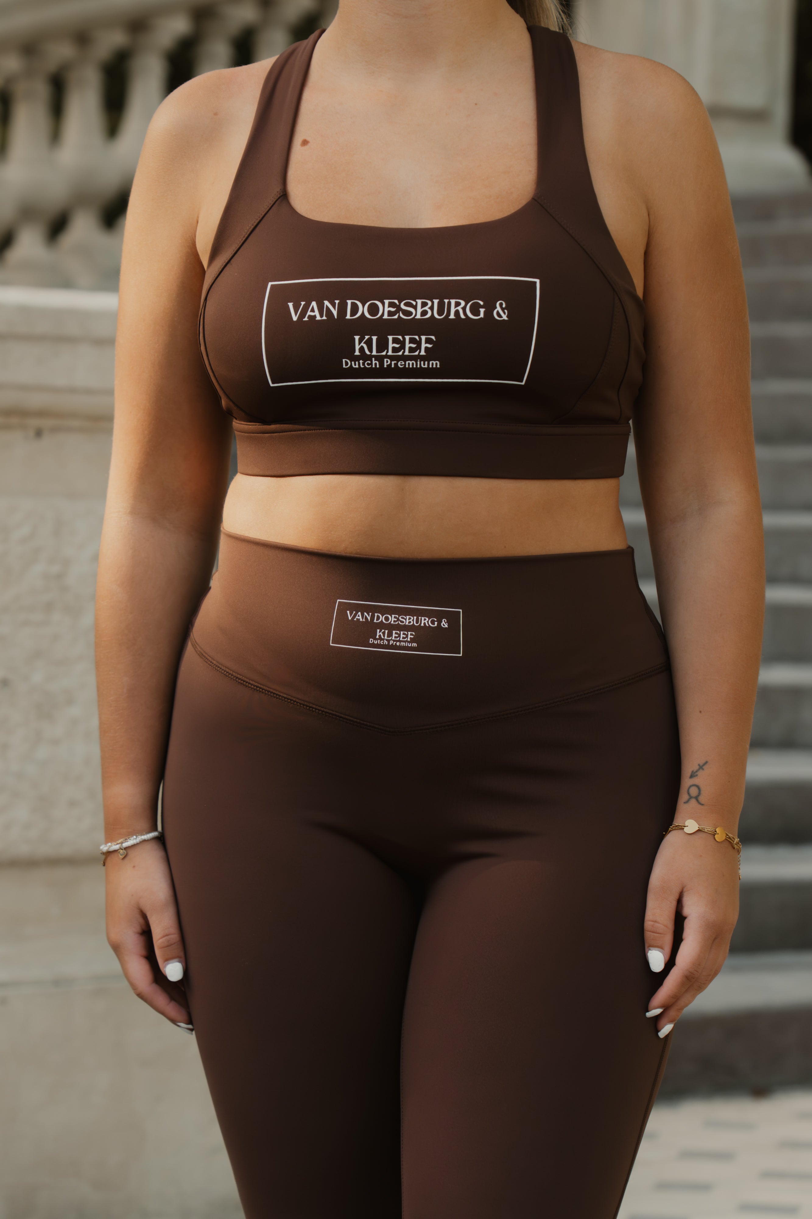 ALL DAY EARTHY BROWN FITNESS LEGGING